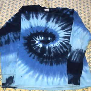Super comfy blue tie dye long sleeve